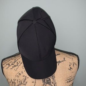 Lululemon hat